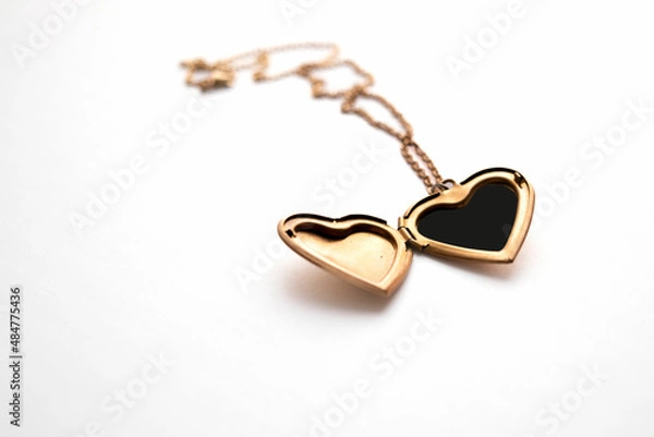 Obraz Gold Heart Pendant Isolated