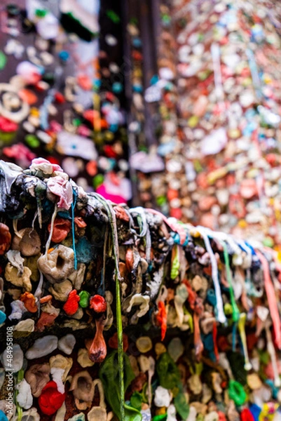Fototapeta Gum Wall