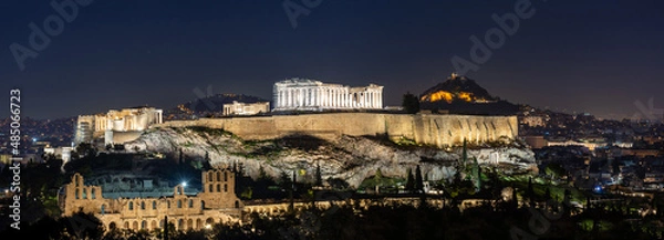 Fototapeta Greece Athens at night, view of the temple of the Acropolis Parthenon, cityscape