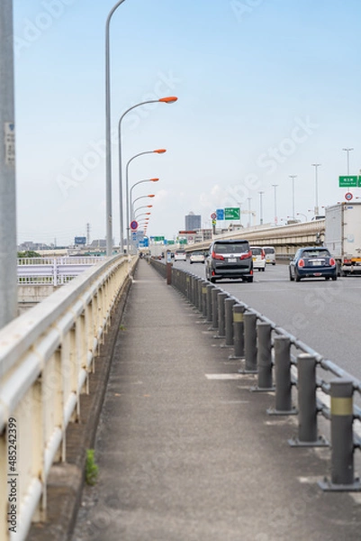 Obraz 橋の上の道路