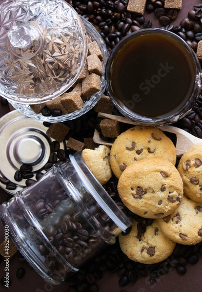 Obraz black coffee and chocolate chip cookies 