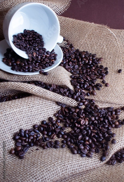 Obraz coffee beans on natural background 