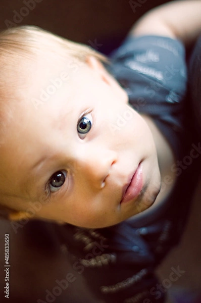 Obraz child staring into space