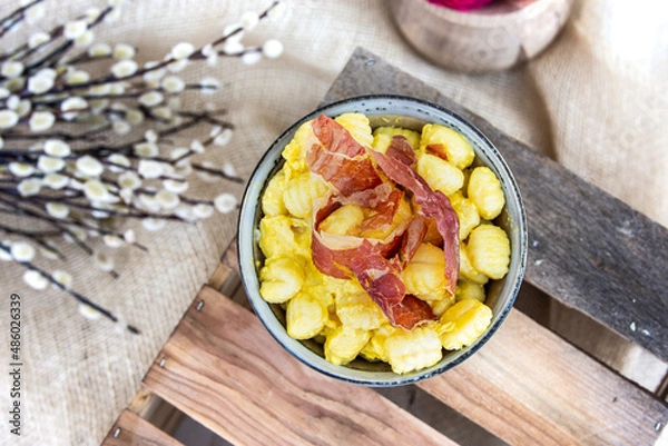 Fototapeta gnocchi with bacon