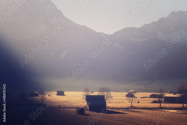 Obraz Alpental im Winter mit Sonneneinfall