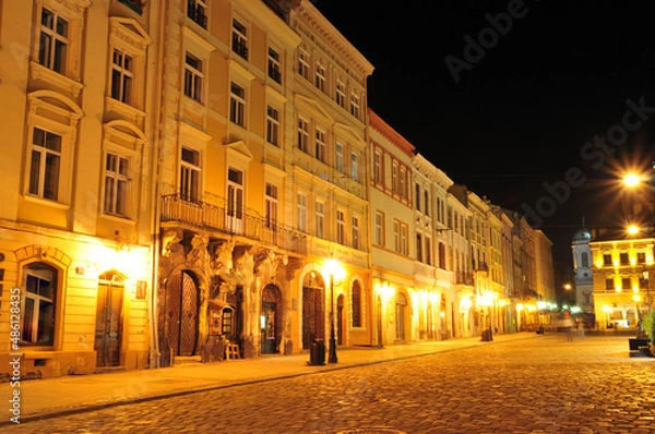 Obraz The ancient city of Lviv at night