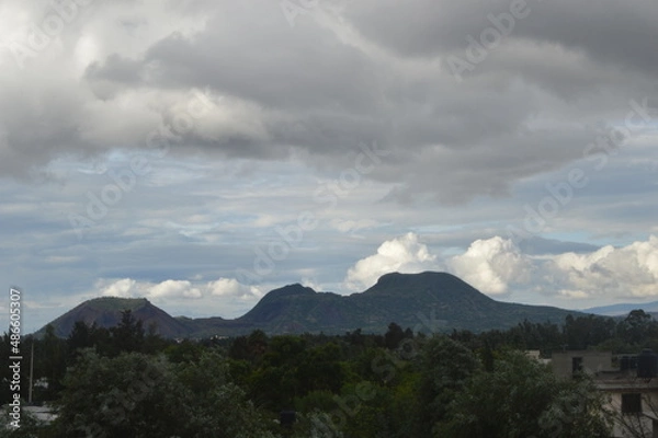 Obraz Las montañas despejadas