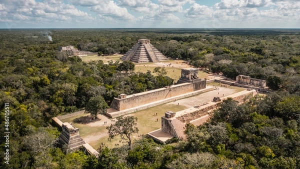Fototapeta Aerial view of Chichen Itza