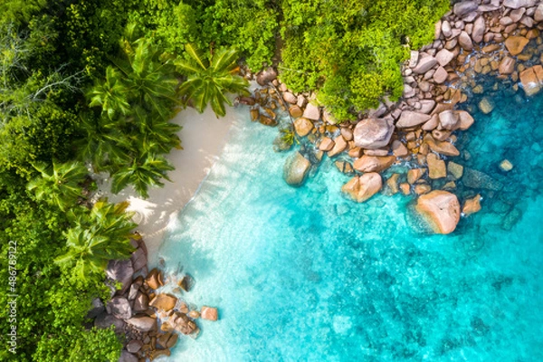 Obraz Secret small beach in the bay of Anse Lazio beach, Praslin, Seychelles