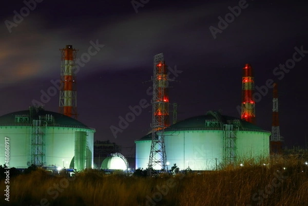 Fototapeta 夜, 精製所,  工場, 工業, 工業の, タワー,  パワー, エネルギー, シティ, 石油化学製品, 公害, 光, 煙突, 原油, テクノロジー, 