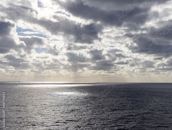 Obraz clouds over the sea