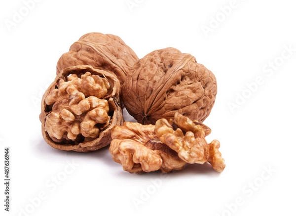 Obraz isolated walnuts on white background