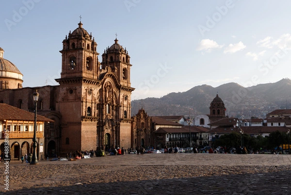 Obraz Plaza de Armas in the heart of the Peruvian city of Cusco during sunset in the Peruvian Andes (Cusco, Peru, South America)