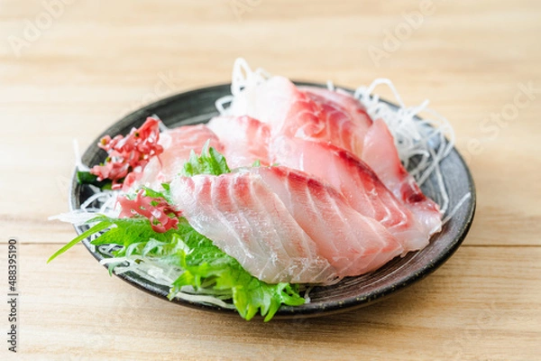 Fototapeta 長崎県産天然イサキのさしみ