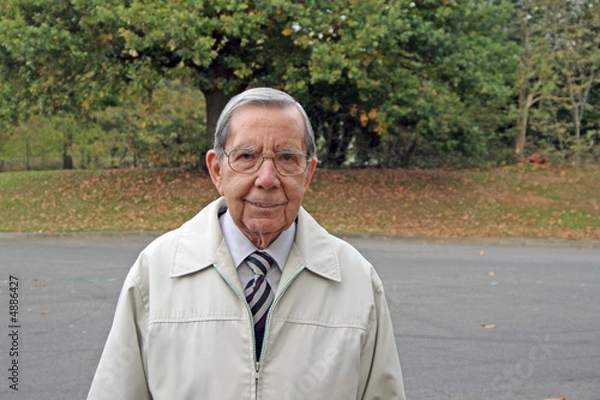 Fototapeta Retired gentleman in park