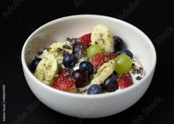 Obraz yogurt with berries