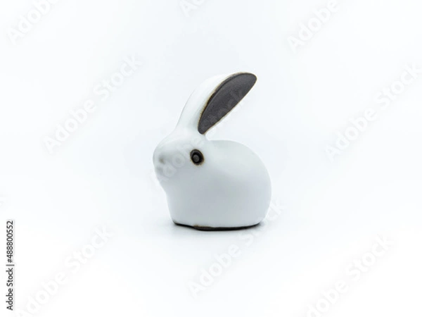 Obraz 도자기 재질로 만든 토끼 형상의 장식품