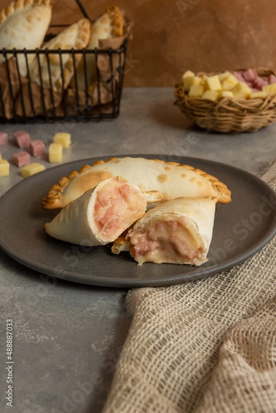 Obraz empanada ham and cheesee