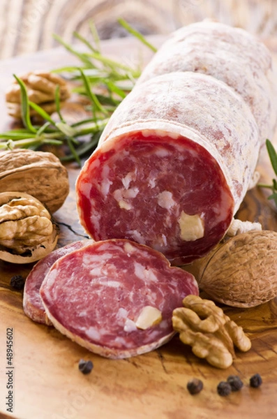 Fototapeta Walnusssalami