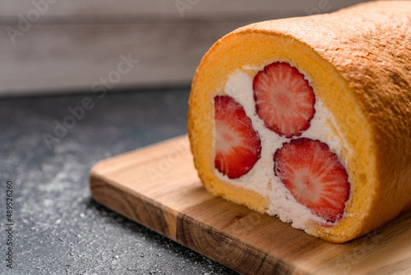 Obraz いちごのロールケーキ