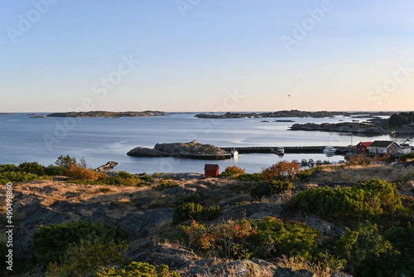 Fototapeta Typical scandinavian coast side on the Swedish island of Koster