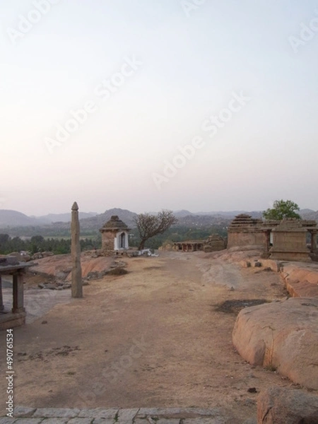 Obraz 南インドハンピの建造物群