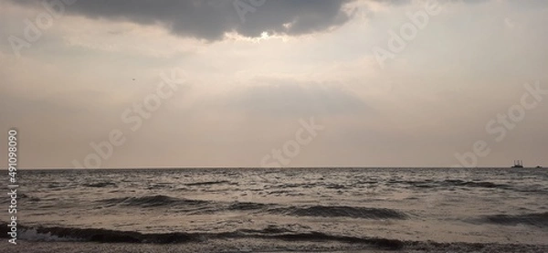 Obraz clouds over the sea