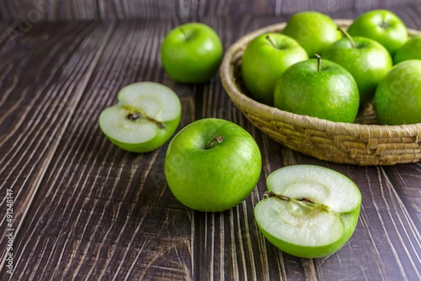 Obraz Green apples in a basket