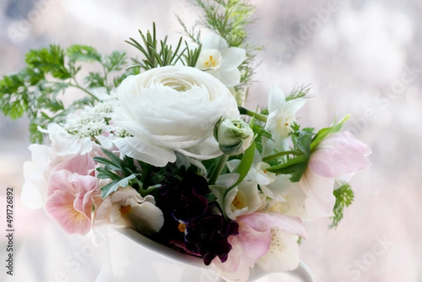 Obraz 春の花束・ラナンキュラス・パンジー・クリスマスローズなど