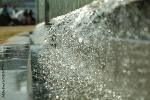 Fototapeta 都会の中の噴水