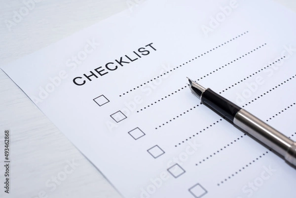 Obraz checklist on white paper