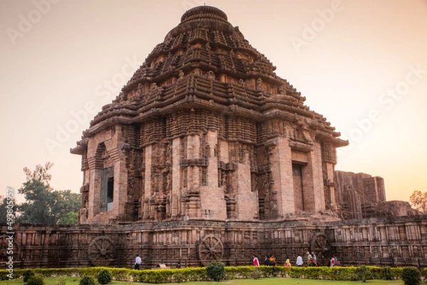 Fototapeta 800 year old Sun Temple, Konark Odisha, India. Designed as a chariot consisting of 24 wheels which are sundials to measure movement of sun and planets. Unesco World Heritage Site.