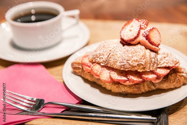 Obraz いちごのクロワッサン