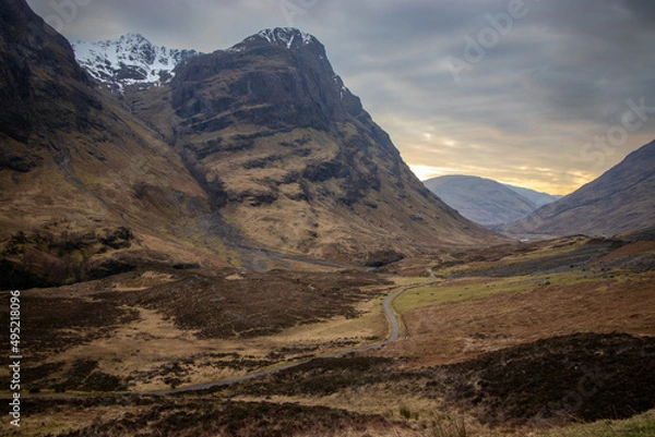 Obraz Going through the mountains in Glencoe
