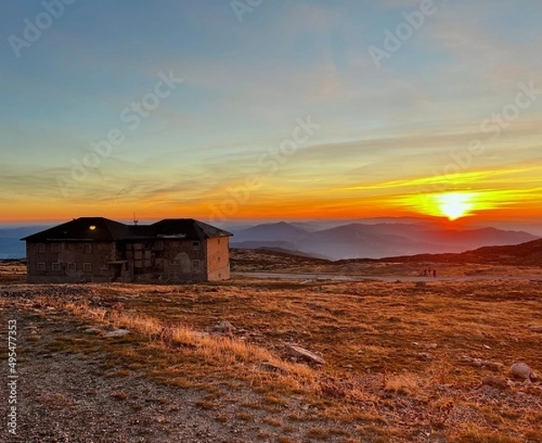 Fototapeta Sunset in the mountains