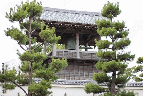 Obraz 忍城の中にある鐘つき堂