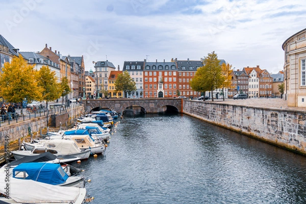 Obraz Copenaghen, Denmark - October 3, 2021: view of the Frederiksholms Canal with boats