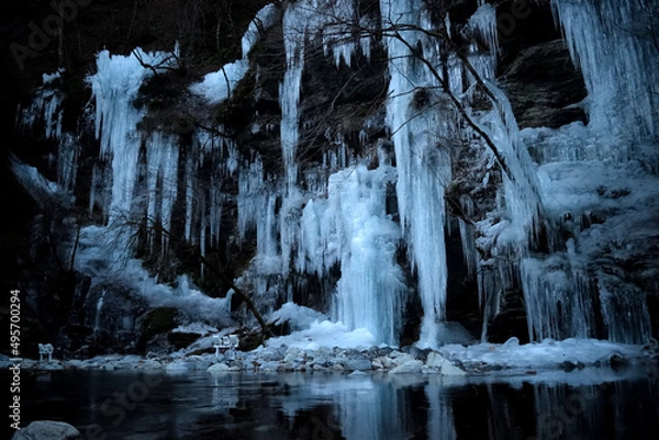Fototapeta 三十槌の氷柱