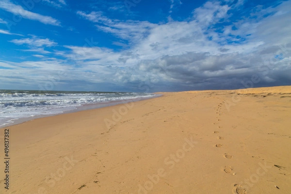 Fototapeta Empty beach in Albufeira