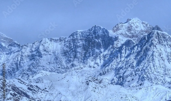 Fototapeta snow covered mountains