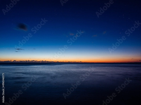 Obraz 夜明け前の水平線