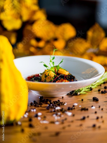 Obraz  black spaghetti with prawn 