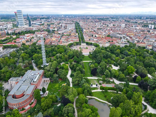Obraz Aerial view of Castello Sforzesco (Sforza castle) in Milan. Drone photography in Lombardia. Historic medieval Sforza fortress and Arco della Pace in Sempione park, north Italy, in Europe.