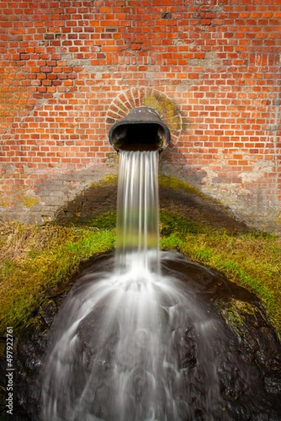 Fototapeta Spadająca woda