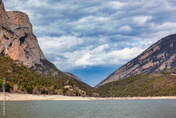 Fototapeta lake and mountains