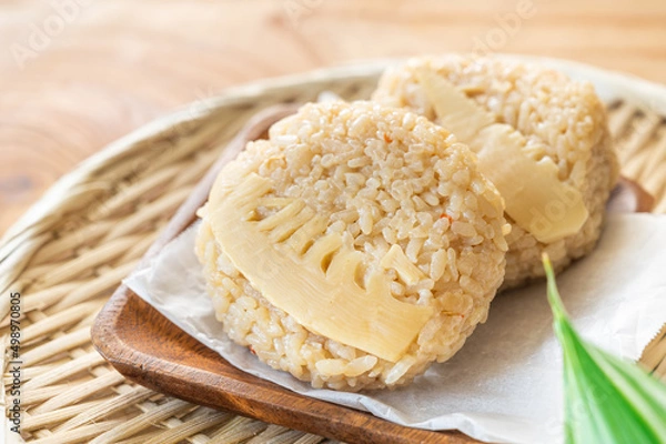 Fototapeta たけのこご飯のおにぎり