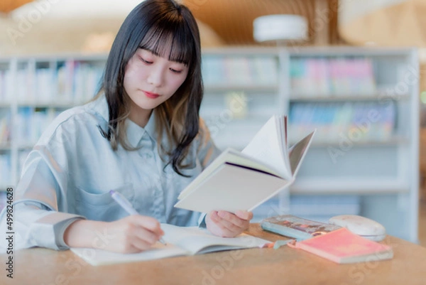 Obraz 図書館でのひととき