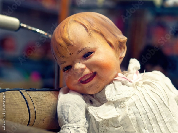 Obraz Evil antique doll