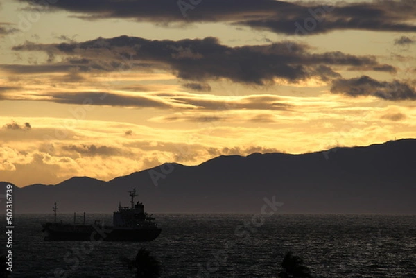 Obraz 夕焼けの空と海