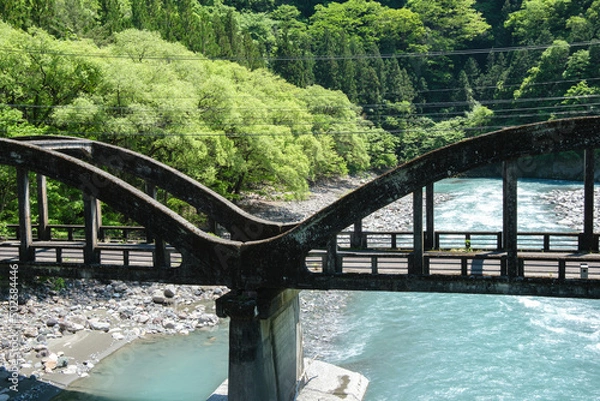 Fototapeta レトロな石橋と河川